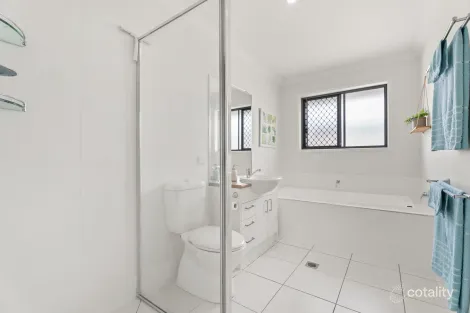 Property photo of 5 Payne Lane Urraween QLD 4655