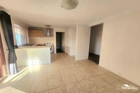 Property photo of 2 Cove Court Beldon WA 6027