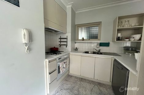 2/274 Domain Rd, South Yarra, VIC 3141