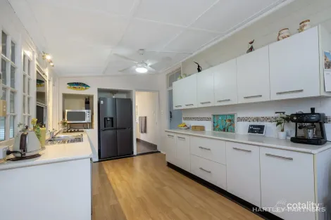 Property photo of 34 Stuart Street North Ward QLD 4810