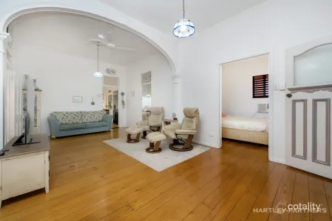 Property photo of 34 Stuart Street North Ward QLD 4810