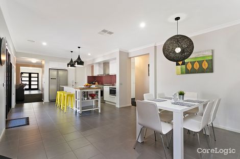 Property photo of 16 Elsworth Drive Strathfieldsaye VIC 3551