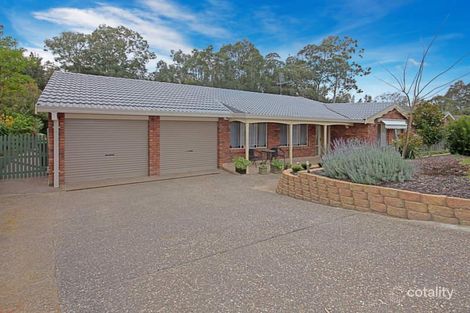 28 Karoola Cres, Surfside, NSW 2536