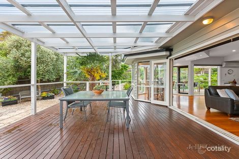 Property photo of 6 Andelana Court Sorrento VIC 3943