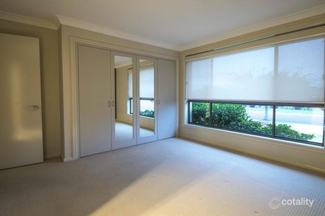 Property photo of 18 Ashlundie Crescent Dubbo NSW 2830