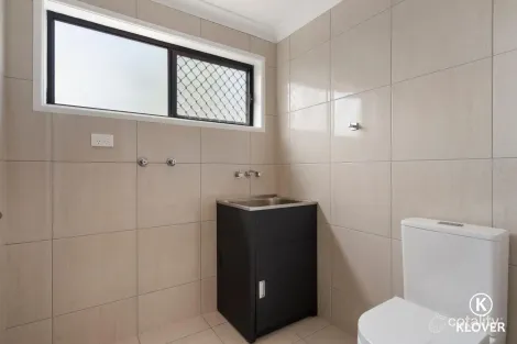 Property photo of 19 William Close Park Ridge QLD 4125