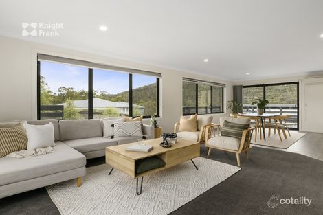 Property photo of 16 Hillmorton Road Lindisfarne TAS 7015