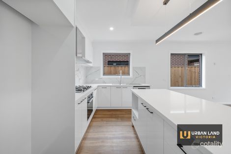 Property photo of 13 Stover Road Clyde North VIC 3978