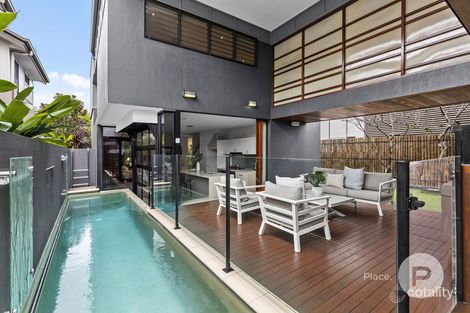 Property photo of 114 Love Street Bulimba QLD 4171