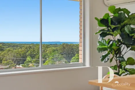 Property photo of 6 Dawn Drive Moonee Beach NSW 2450