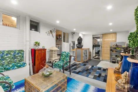 Property photo of 34 Stallard Place Withers WA 6230