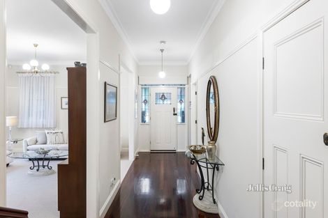 Property photo of 16 Federation Glen Croydon Hills VIC 3136