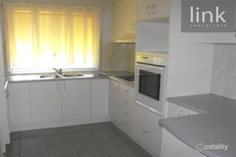 Property photo of 2/5 Milos Boulevard Wodonga VIC 3690