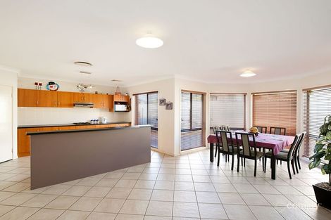 Property photo of 8 Fernlee Court Woongarrah NSW 2259