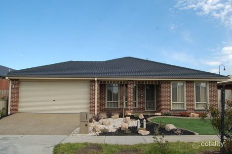 Property photo of 3 Rammer Way Cranbourne East VIC 3977