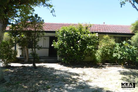 5 Cumberland Rd, Forrestfield, WA 6058