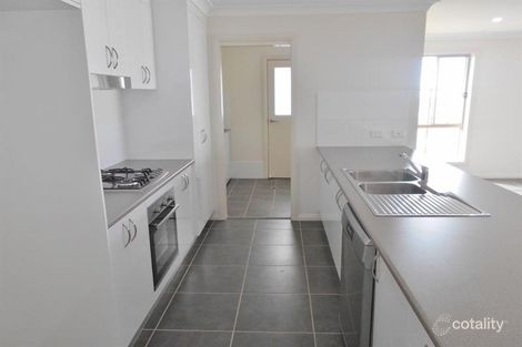 Property photo of 20 Sherrard Crescent Dubbo NSW 2830