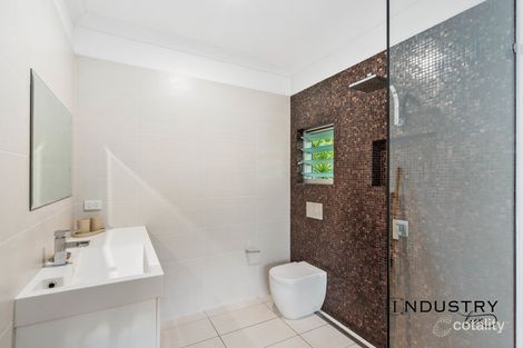 Property photo of 11 Amaroo Close Smithfield QLD 4878