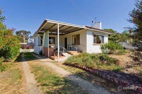 Property photo of 81 Farnsworth Street Castlemaine VIC 3450