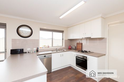 Property photo of 37 Derry Parade Horsham VIC 3400