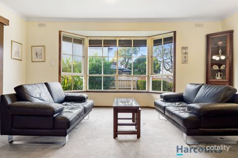 Property photo of 1 Folkestone Road Glen Waverley VIC 3150