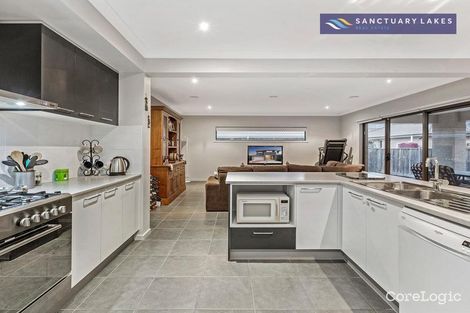 Property photo of 37 Seafarer Way Point Cook VIC 3030