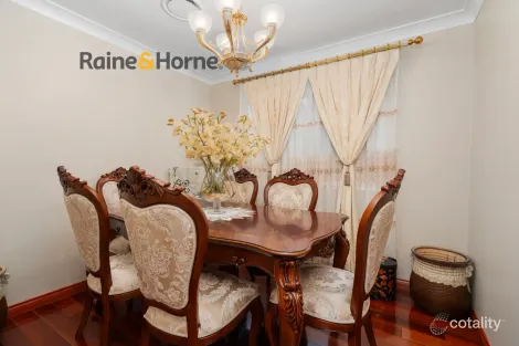Property photo of 26 Cordelia Crescent Green Valley NSW 2168