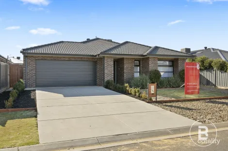 38 Whirrakee Dr, Maryborough, VIC 3465