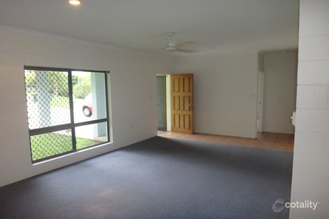 Property photo of 14 Henderson Close Kanimbla QLD 4870