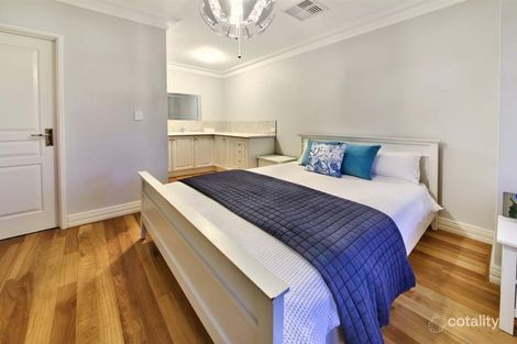 Property photo of 6 Cranberry Gardens Stirling WA 6021