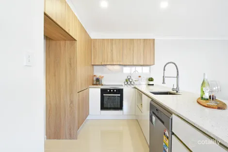 Property photo of 2/19 Xenia Street Pimpama QLD 4209