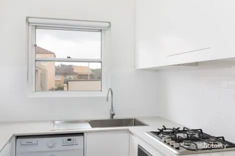 Property photo of 7/2 Fairlight Crescent Fairlight NSW 2094