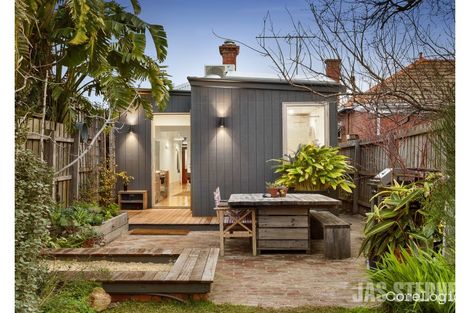 Property photo of 2 Montague Street Yarraville VIC 3013