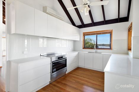Property photo of 7 McPherson Place Illawong NSW 2234