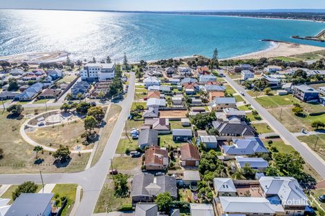 Property photo of 15 Shayne Street Halls Head WA 6210