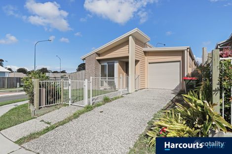 Property photo of 1 Seabreeze Circuit Deception Bay QLD 4508