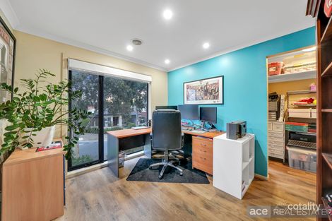 Property photo of 10 Moorhen Boulevard Williams Landing VIC 3027