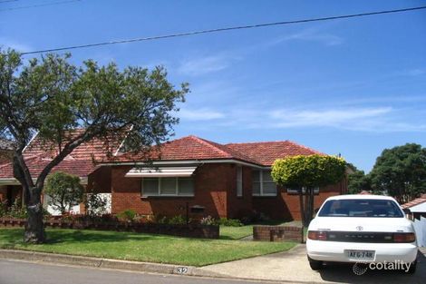 32 Panorama Rd, Kingsgrove, NSW 2208