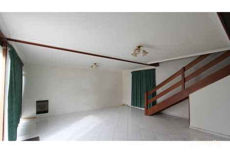 Property photo of 13 Moorshead Place Kelso NSW 2795