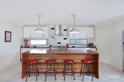 Property photo of 28 Launch Road Mermaid Waters QLD 4218