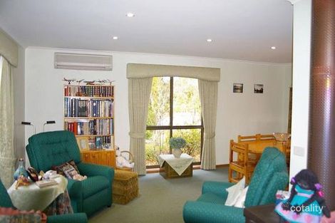 Property photo of 50 Stuart Drive Woodend VIC 3442