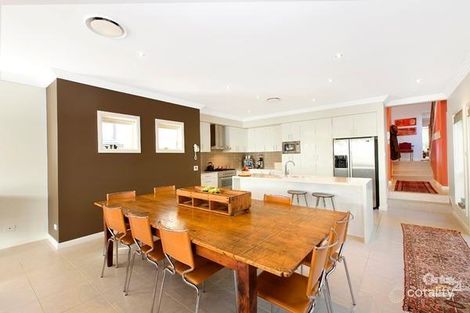 21 Bromley Ave, Pymble, NSW 2073