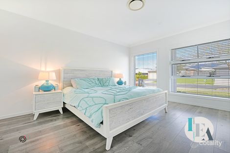 Property photo of 48 Honeybee Crescent Calderwood NSW 2527