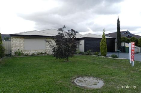 19 Glasgow Way, Seville Grove, WA 6112