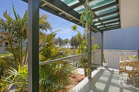 Property photo of 2 Crosby Crescent Killarney Vale NSW 2261