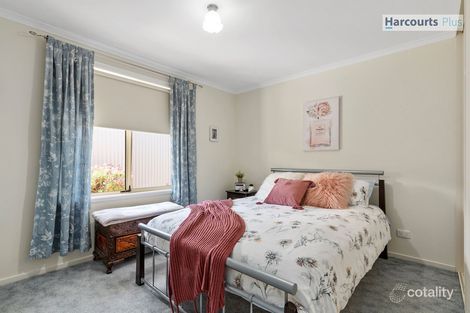 Property photo of 11 Holdfast Drive Sheidow Park SA 5158