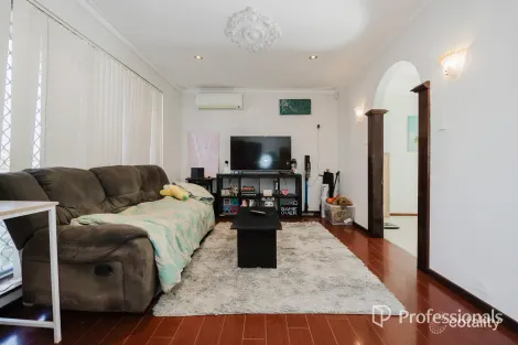 Property photo of 33 Clover Square Girrawheen WA 6064