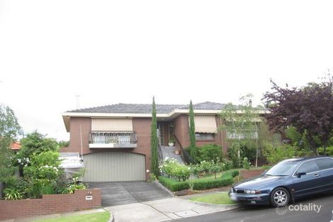 Property photo of 2 Gairlock Court Doncaster VIC 3108