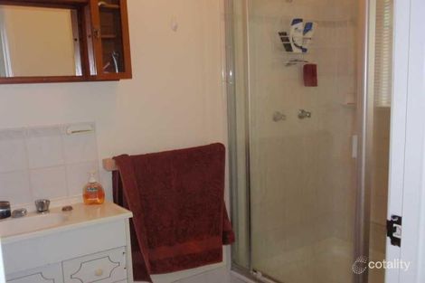 Property photo of 4 Maple Close Stapylton QLD 4207
