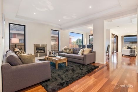 Property photo of 2 Dell Court Mount Waverley VIC 3149
